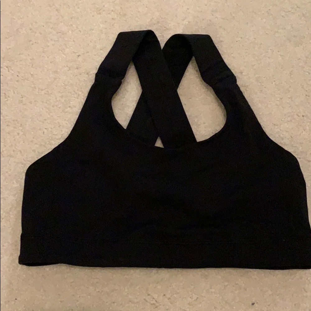 Lululemon sports bra